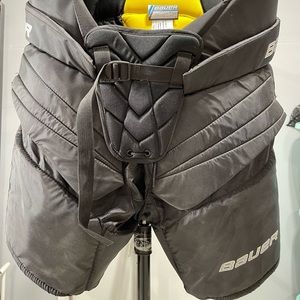 Bauer goalie pants size SR Large never used
